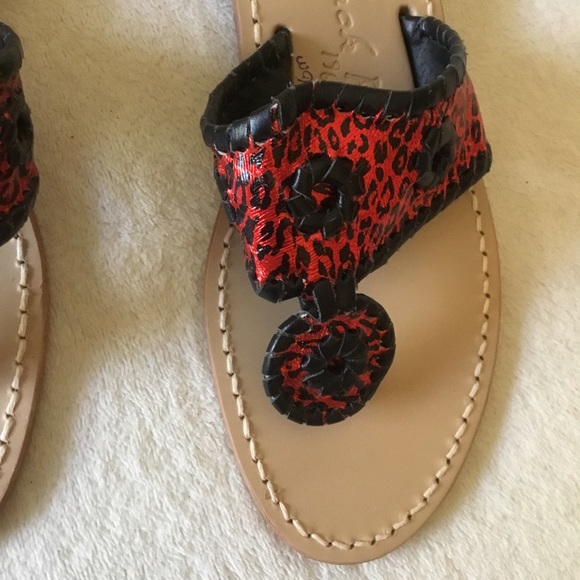 New Jack Rogers red metallic leopard print sandals - Picture 2 of 8